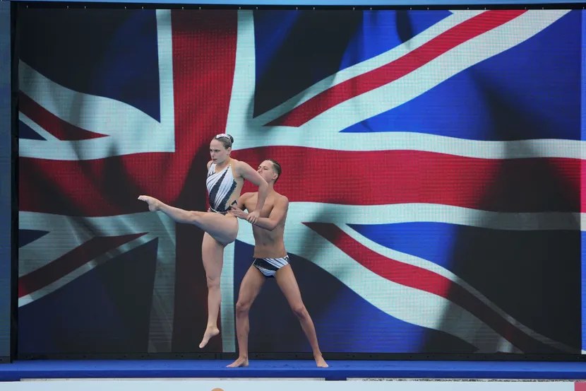 Tomblin domina la Copa Mundial de Natación Artística en Medellín con dos oros